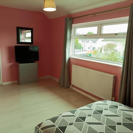 Pace Home Bristol Esterno foto