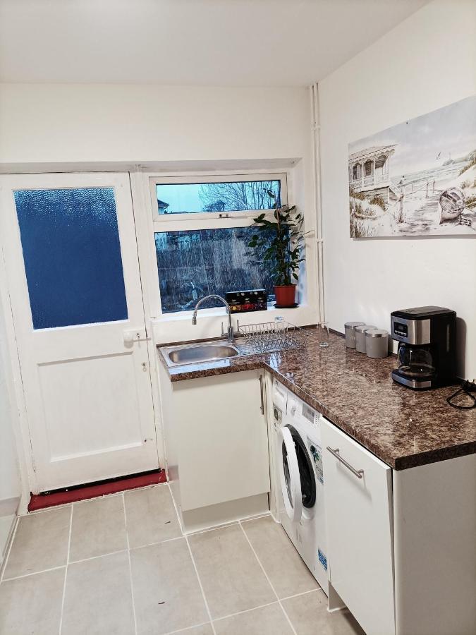 Pace Home Bristol Esterno foto